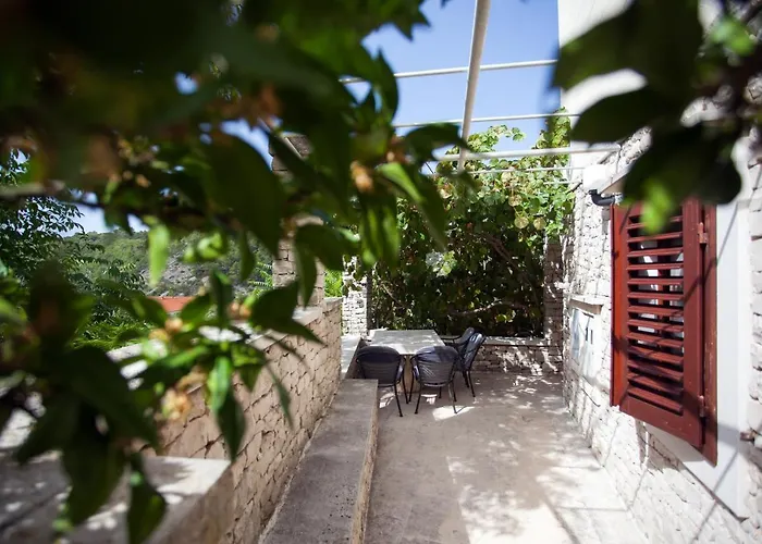 With A Parking Space Pucisca, Brac - 756 Apartman Pučišća