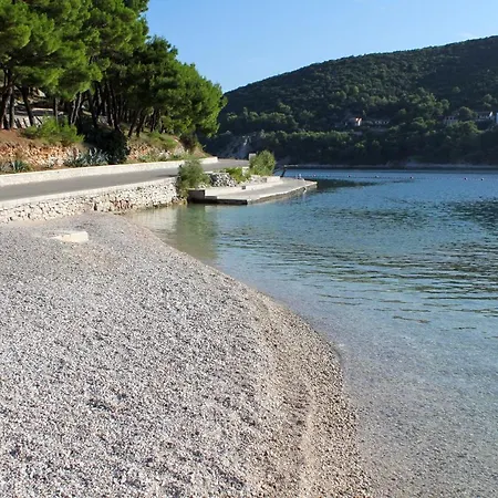 With A Parking Space Pucisca, Brac - 756 Lägenhet *